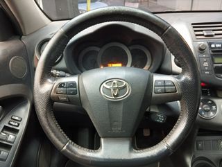 Toyota Rav4 2.2 D-4D Executive 4x2