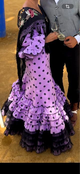 Traje Flamenca Morado y Negro