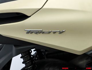 YAMAHA TRICITY 125 -APTA B Y A1-