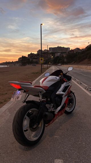 Yamaha R6R 2007 - ITV y Mantenimiento OK