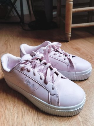 Fila rosa pastel talla 38 Edición especial