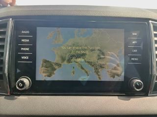 DESDE 375€ AL MES SIN ENTRADA SKODA KAROQ GRIS