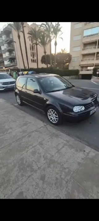 Volkswagen Golf 2004
