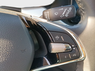 DESDE 295€ AL MES SIN ENTRADA SKODA KAMIQ BLANCO