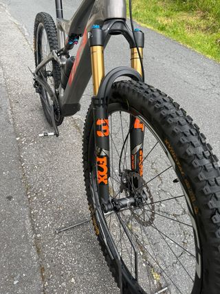Bicicleta Eléctrica BH ilynx race carbon pro