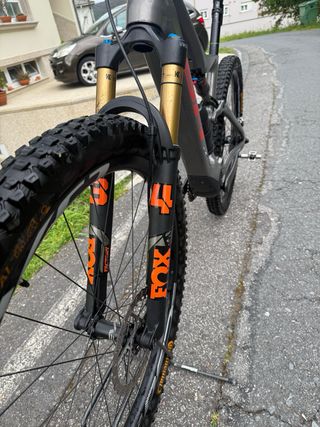 Bicicleta Eléctrica BH ilynx race carbon pro