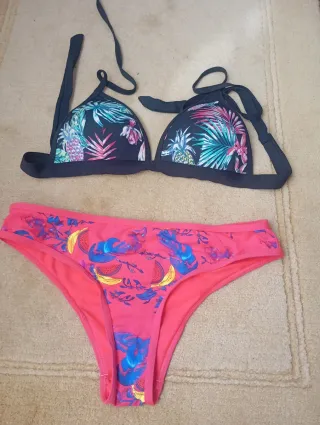 Bikini Tropical Piñas y Palmeras