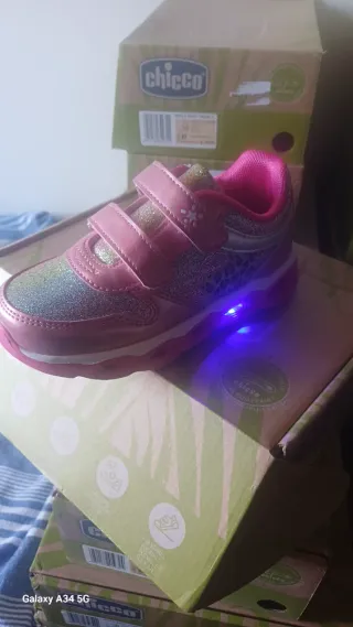 Tênis Chicco menina n.º 28