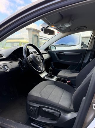 Volkswagen Passat 2014 1.6 TDI 105cv