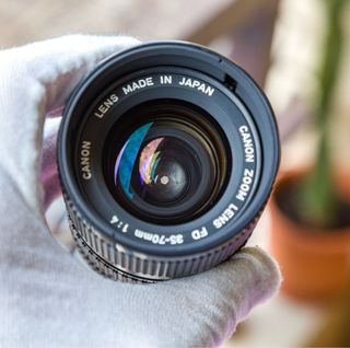 Canon New FD 35-70mm f4 Zoom Lens