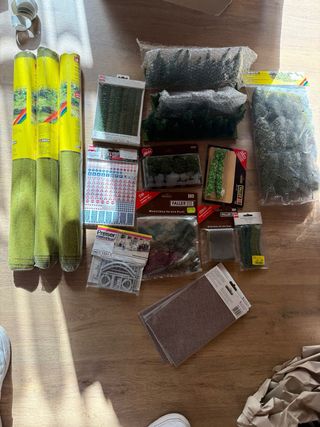 Materiales y accesorios para trenes HO