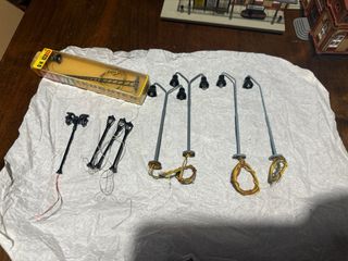 Materiales y accesorios para trenes HO