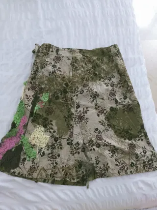 Falda Adolfo Domínguez floral