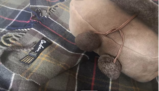 Borsa in montone vintage con foglie