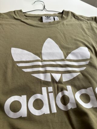 Camiseta Adidas Verde Oliva Logo Trefoil