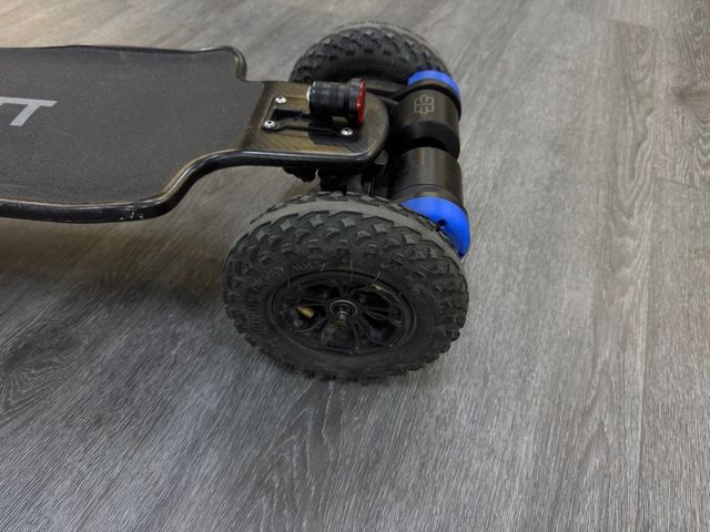 Monopatín Eléctrico Bewatt Off-Road