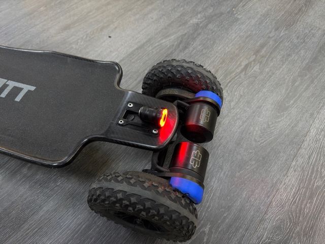 Monopatín Eléctrico Bewatt Off-Road