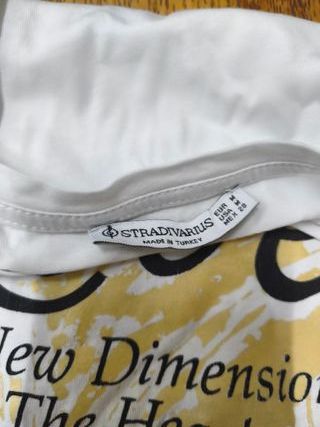 Camiseta Stradivarius Love