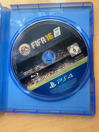 FIFA 16 y FIFA 18 PS4 (PlayStation 4) EA Sports