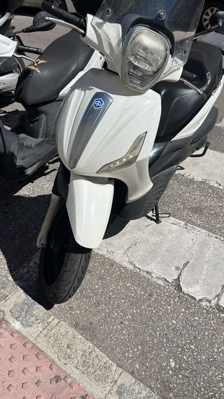 Piaggio Beverly 300 ABS