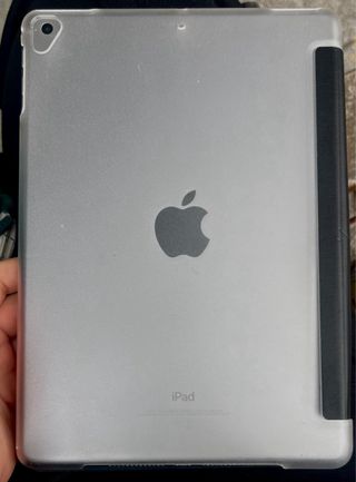 Apple iPad 5ta Generación Gris/Plata +Funda