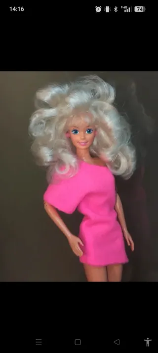 Barbie con vestito rosa