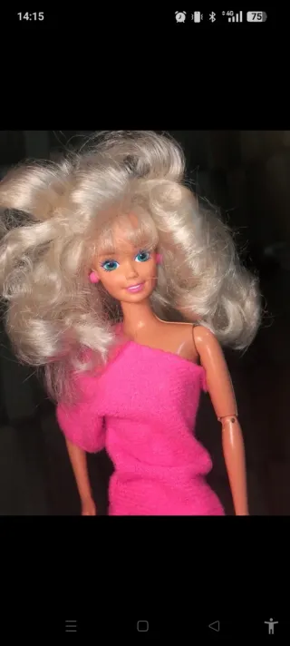 Barbie con vestito rosa