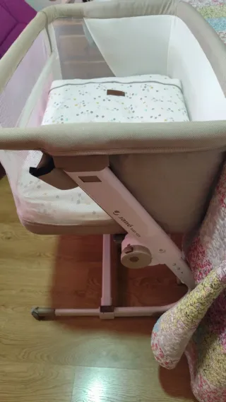 Minicuna Jane con colchón Ecuscare y mosquitera