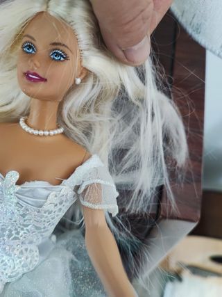 Barbie Sposa con Abito Bianco e Corona