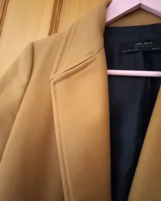 Abrigo paño Camel Zara Talla S