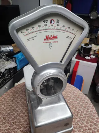 Báscula antigua Mobba Peso Kg.