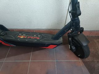 Patinete Eléctrico Red Bull Racing, Race Ten Turbo