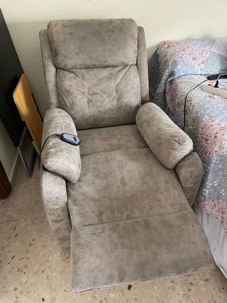 Sofá reclinable eléctrico gris