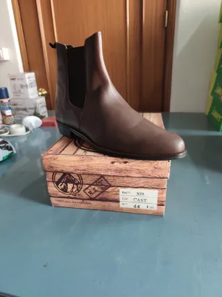 Botín elástico piel marrón talla 44