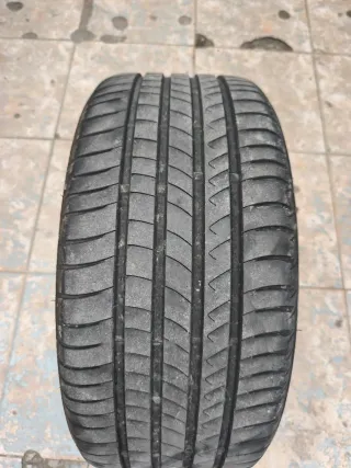Neumáticos 245/40/18 97Y Turismo