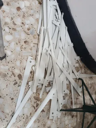 Tablas blancas para estantería