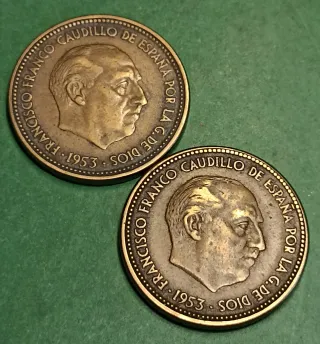 Monete rare di Franco. Lotto con due monete da 2,50 pesetas, anno 1953 stella *54 e *56.
