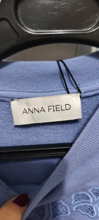 Sudadera Anna Field floral azul Talla M