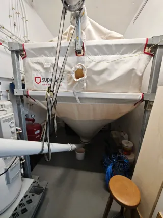Caldera Pellets 15KW + Silo Textil 3000kg