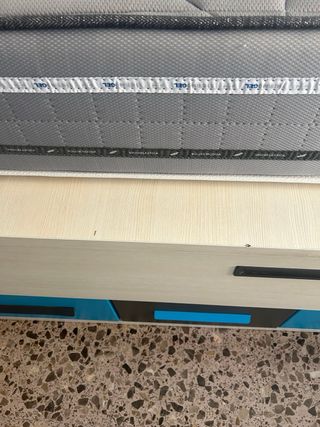 Cama juvenil compacta con cajones