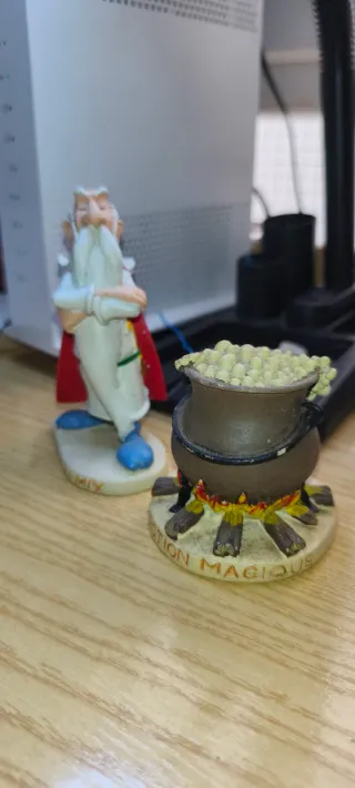 Figuras Panoramix y Caldero Pócima Mágica