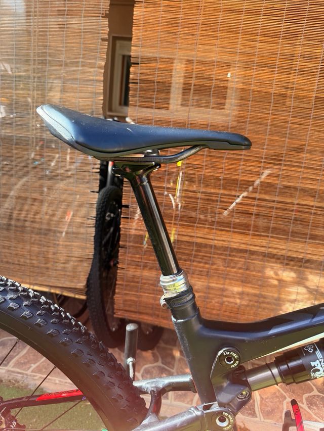 BICI DOBLE SUSPENSION CARBONO