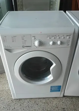Lavadora y Secadora Indesit 7/5 Kg