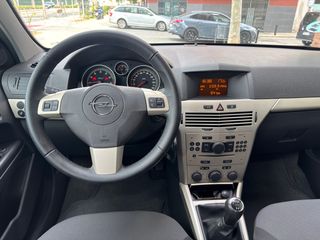 Opel Astra 1.6 16V con 53000KM