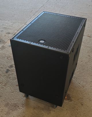 Subgrave Activo de Alta Potencia RCF 8005-AS 21"