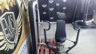 Máquina de Press de Pecho Bodytone