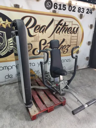 Máquina de Press de Pecho Bodytone