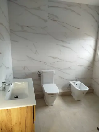 Montaje de muebles de baño
