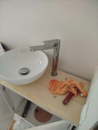 Montaje de muebles de baño