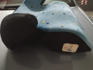 Asiento elevador coche infantil estrellas